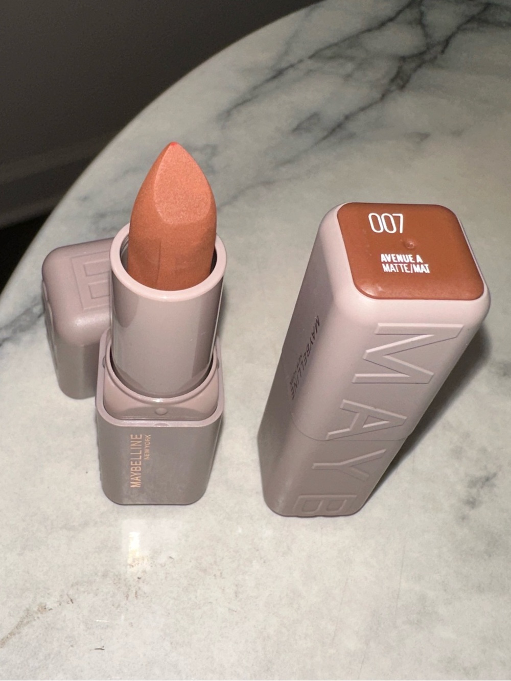 2 Maybelline Lipstick 007 Avenue A - Warm Nude Brown